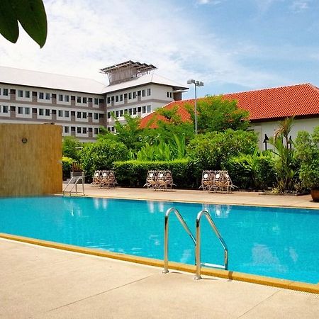 J. Park Hotel Чонбурі Екстер'єр фото