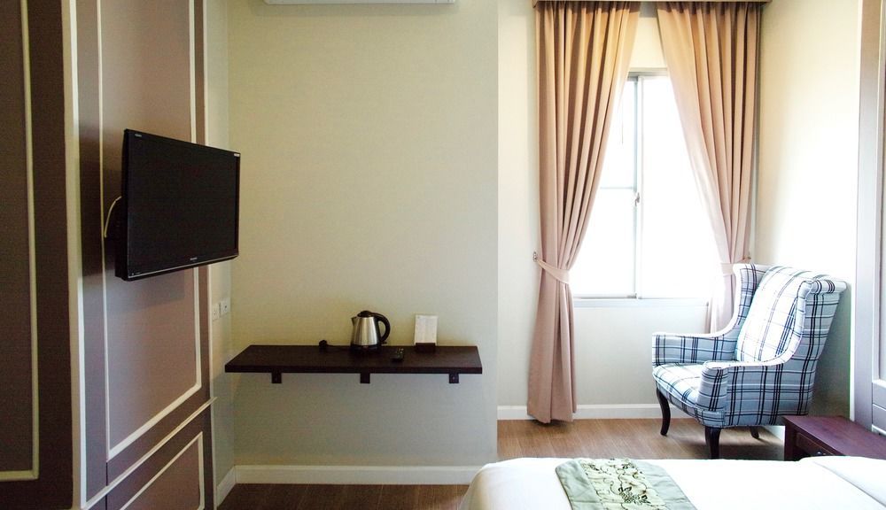 J. Park Hotel Чонбурі Екстер'єр фото