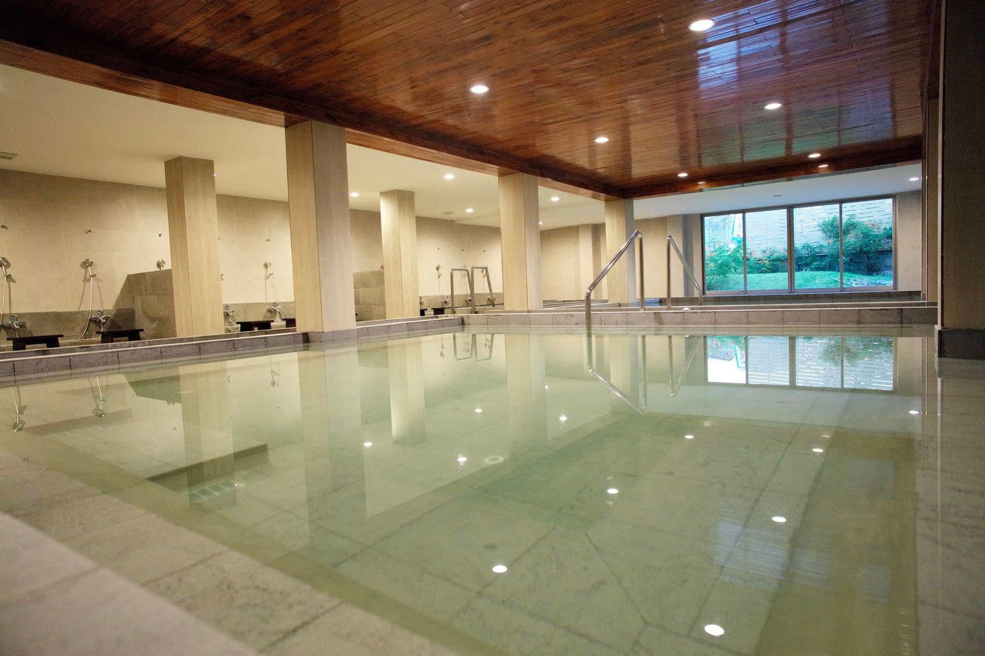 J. Park Hotel Чонбурі Екстер'єр фото